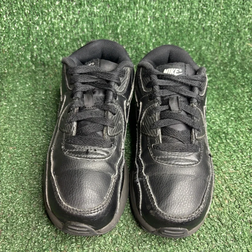 Nike Air Max 90 LTR Leather CD6867-001 Low Top Sneakers Triple Black Youth Sz 3Y